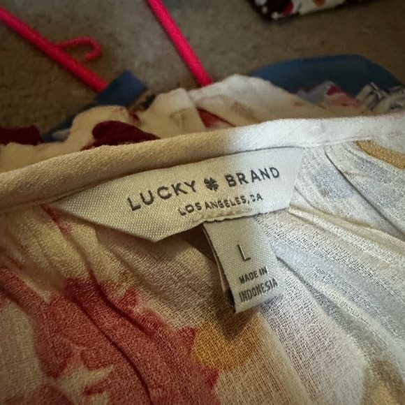 BUNDLE TOPS 30 perfect for resellers - Picture 4 of 10